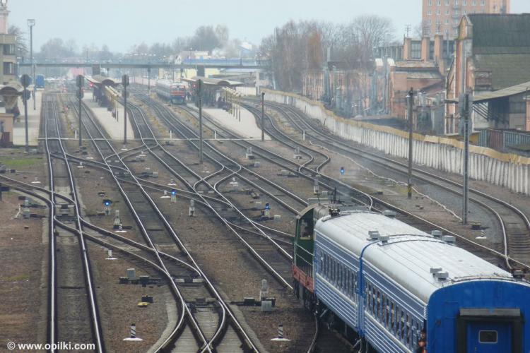 День и железная дорога